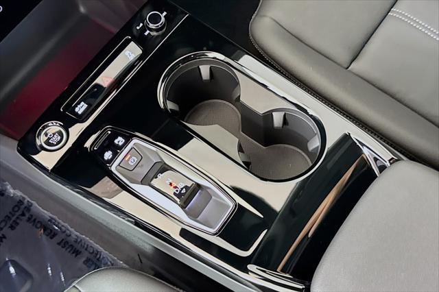 new 2025 Audi Q6 e-tron car, priced at $72,855