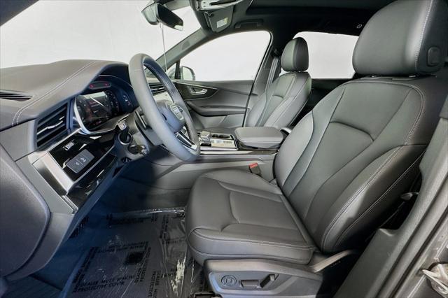 new 2025 Audi Q7 car, priced at $77,750