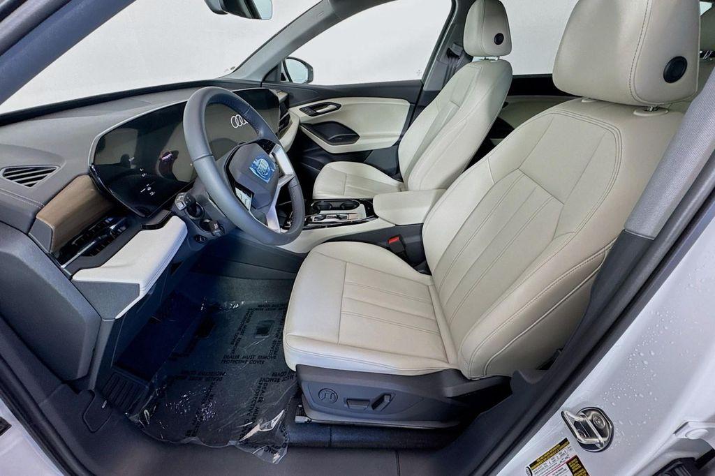 new 2025 Audi Q6 e-tron car, priced at $73,000