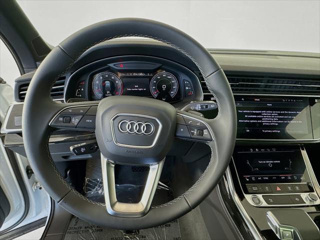 new 2025 Audi Q7 car, priced at $75,890