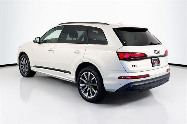 used 2023 Audi Q7 car, priced at $48,444