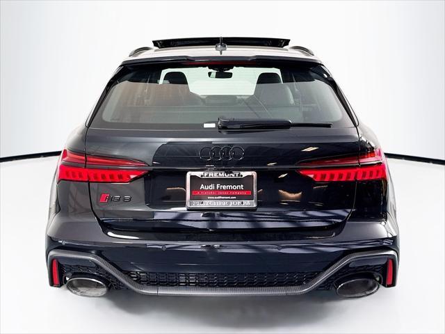 new 2025 Audi RS 6 Avant car, priced at $147,245