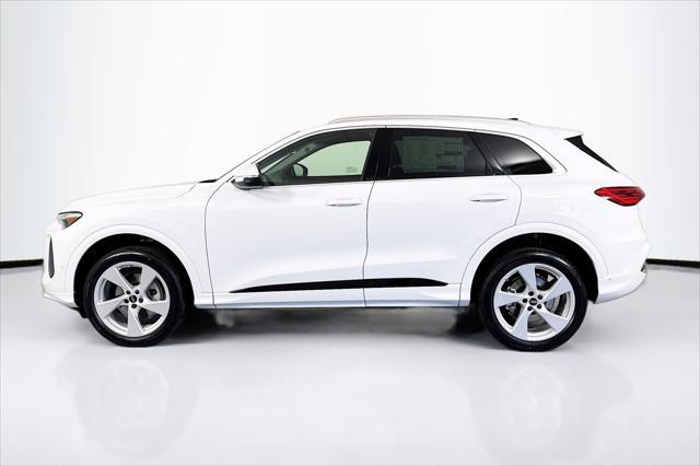 new 2025 Audi Q5 car, priced at $60,325