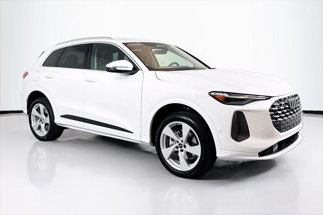 new 2025 Audi Q5 car, priced at $60,325