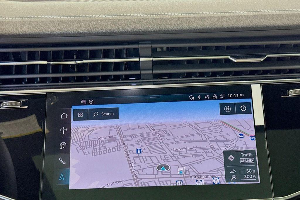 new 2025 Audi Q7 car, priced at $76,440