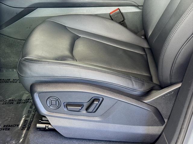 used 2024 Audi Q7 car, priced at $43,444