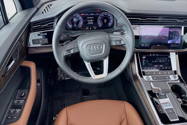 new 2025 Audi Q7 car, priced at $77,695