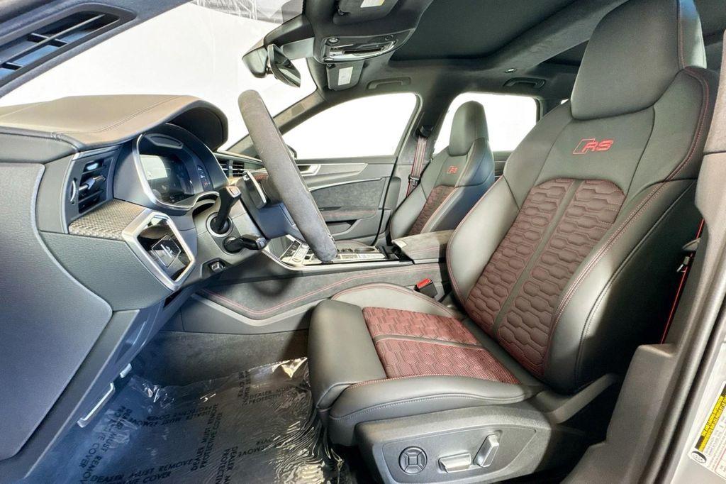 new 2026 Audi RS 6 Avant car, priced at $153,270