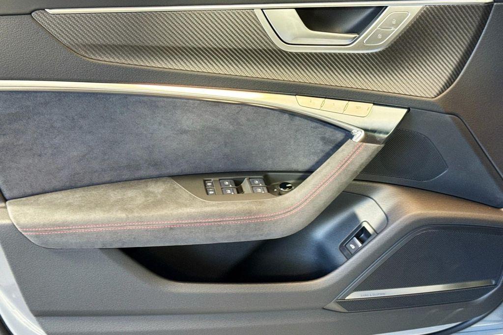 new 2026 Audi RS 6 Avant car, priced at $153,270