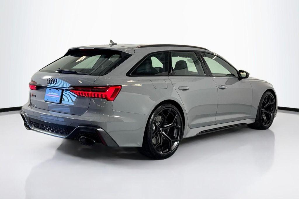 new 2026 Audi RS 6 Avant car, priced at $153,270