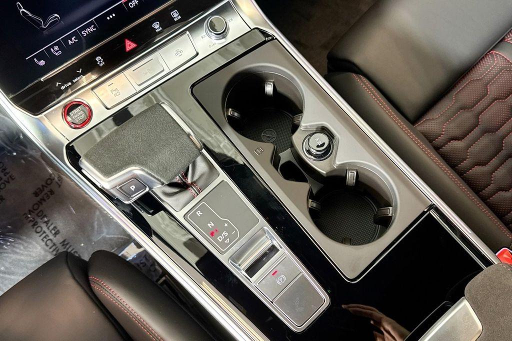 new 2026 Audi RS 6 Avant car, priced at $153,270