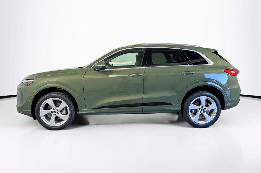 new 2025 Audi Q5 car, priced at $61,390