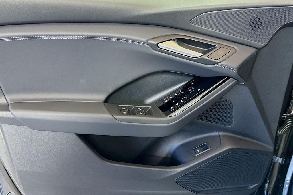 new 2025 Audi Q6 e-tron car, priced at $73,000