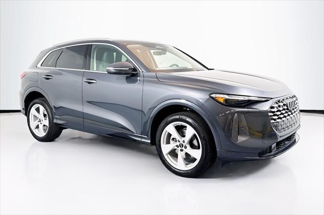 new 2025 Audi Q5 car, priced at $61,300