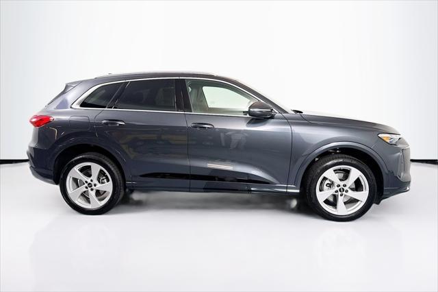 new 2025 Audi Q5 car, priced at $61,300
