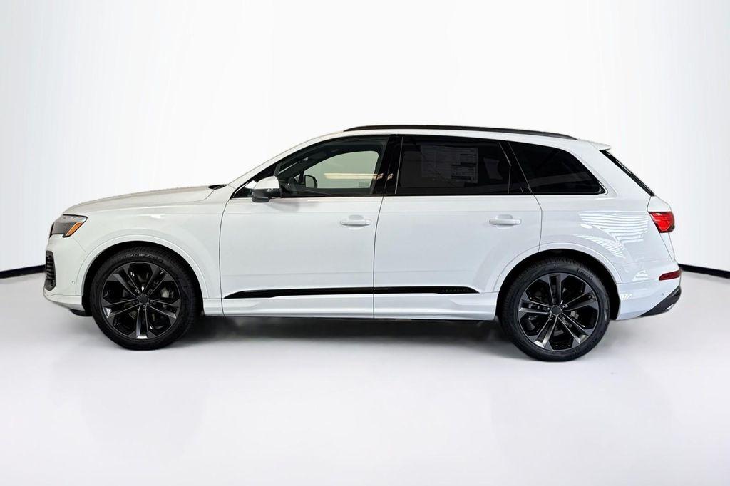 new 2026 Audi Q7 car, priced at $78,295