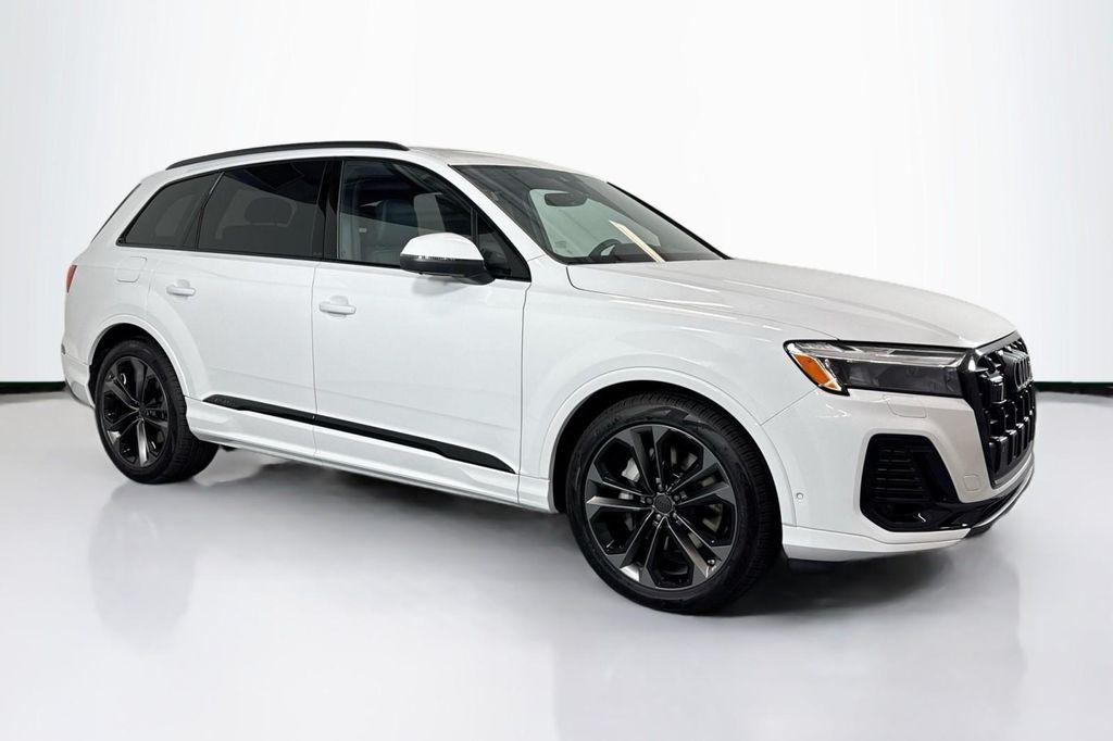 new 2026 Audi Q7 car, priced at $78,295