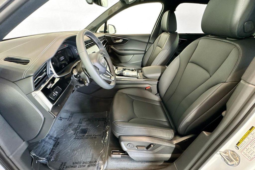 new 2026 Audi Q7 car, priced at $78,295