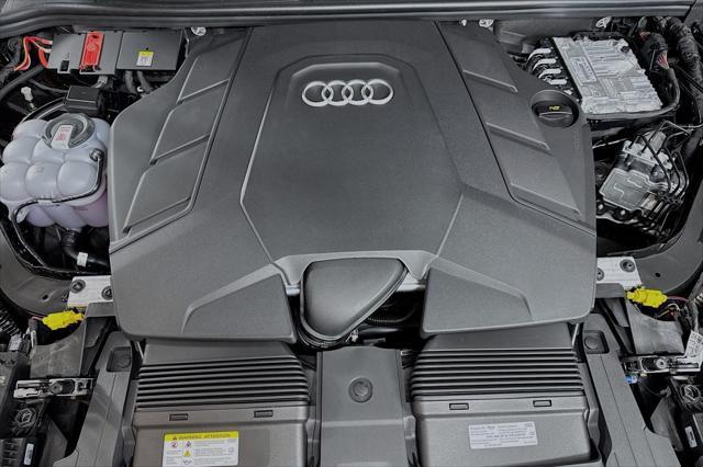 new 2025 Audi Q7 car, priced at $76,060