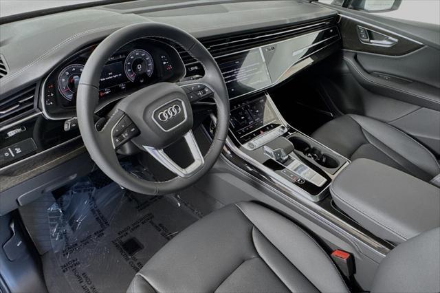 new 2025 Audi Q7 car, priced at $76,060