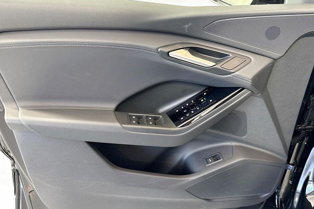 new 2025 Audi Q6 e-tron car, priced at $72,000