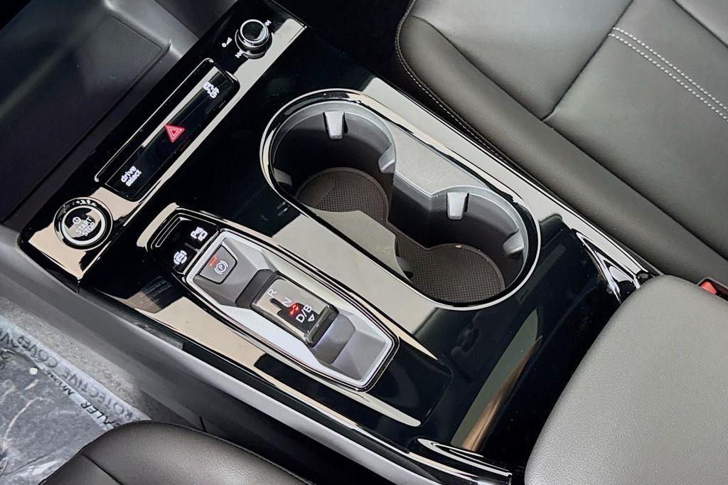 new 2025 Audi Q6 e-tron car, priced at $72,000