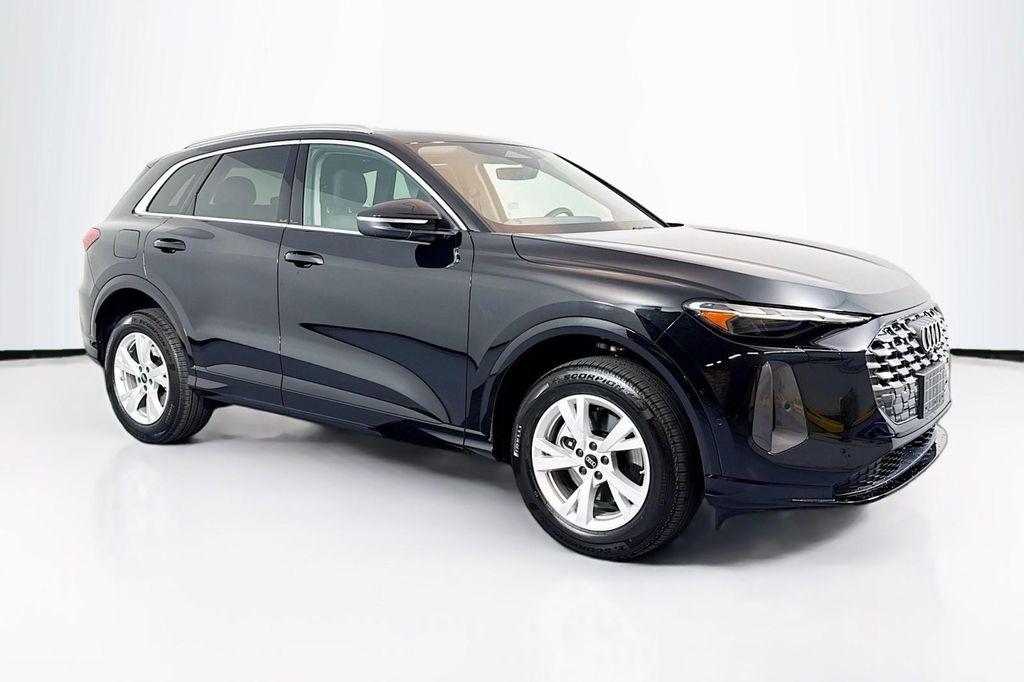 new 2025 Audi Q5 car, priced at $56,975