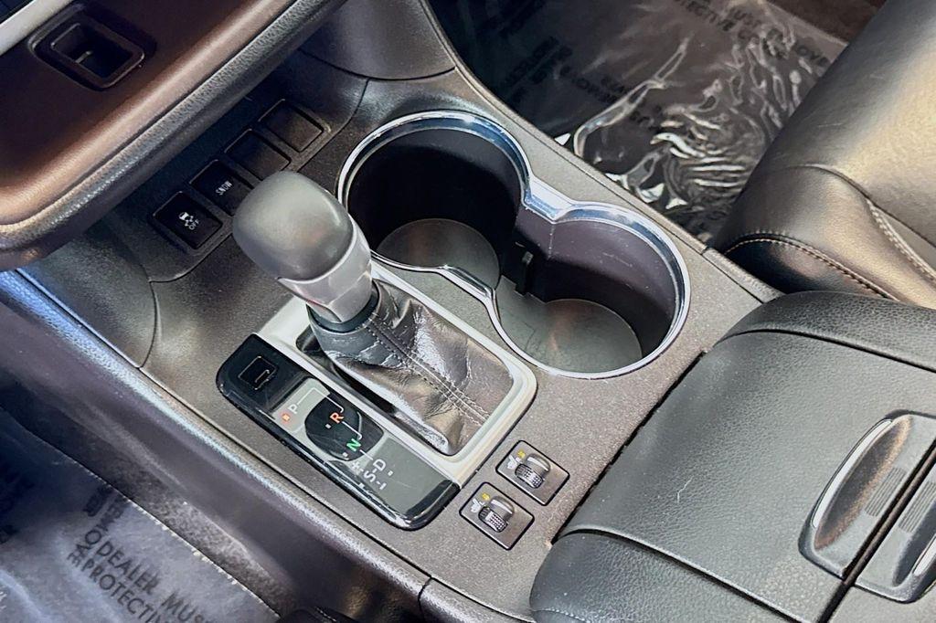 used 2019 Toyota Highlander car, priced at $25,994
