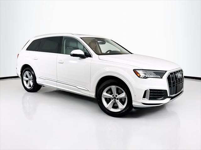 used 2024 Audi Q7 car, priced at $44,884