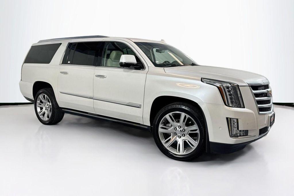 used 2018 Cadillac Escalade ESV car, priced at $24,994