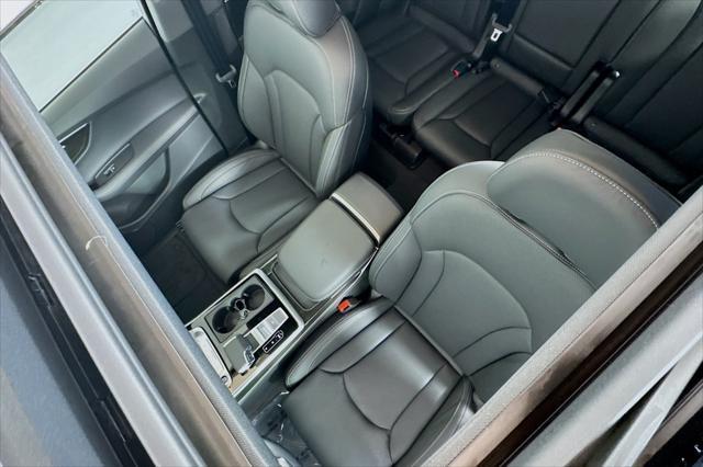 new 2025 Audi Q7 car, priced at $82,160