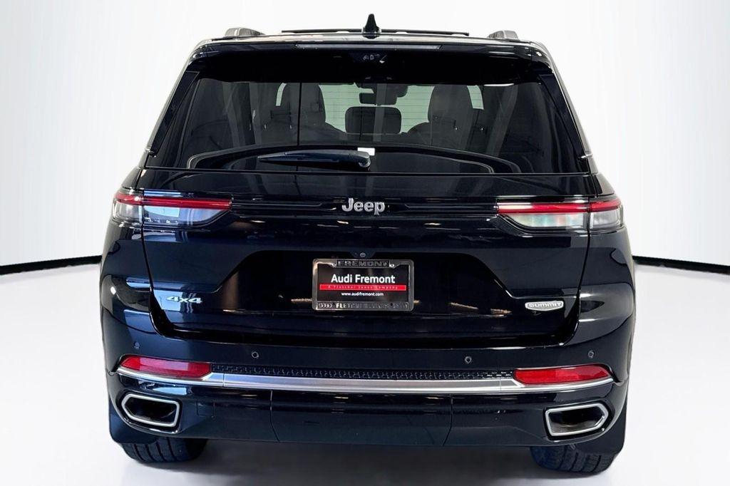 used 2022 Jeep Grand Cherokee car, priced at $39,990