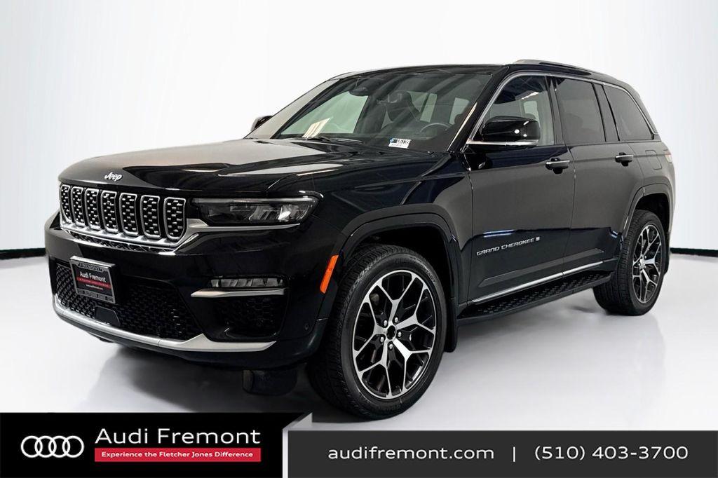 used 2022 Jeep Grand Cherokee car, priced at $39,990