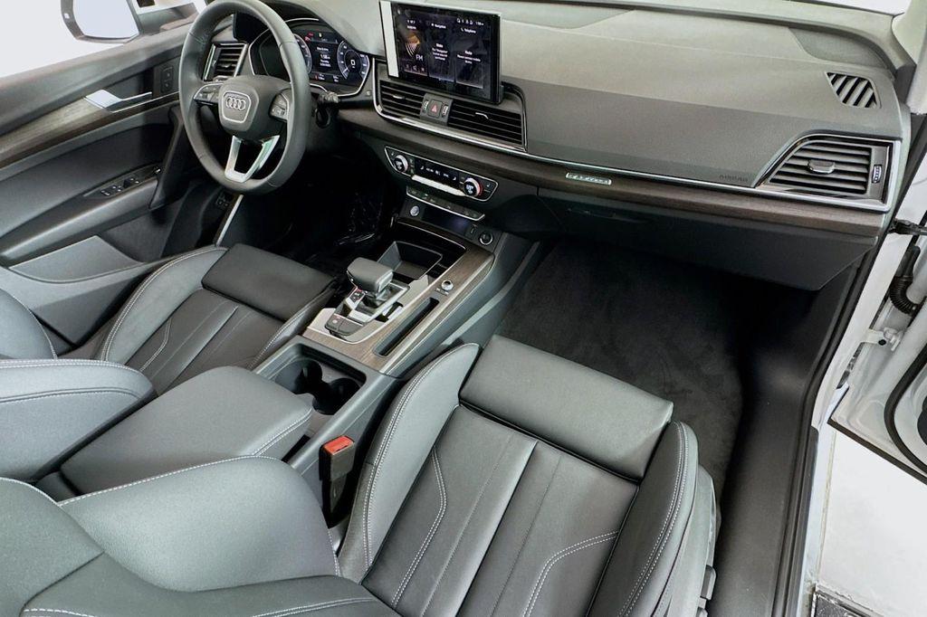 new 2025 Audi Q5 car, priced at $64,435
