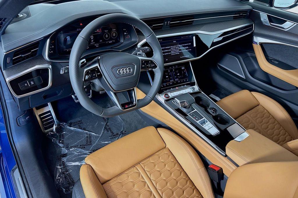 new 2025 Audi RS 6 Avant car, priced at $148,395