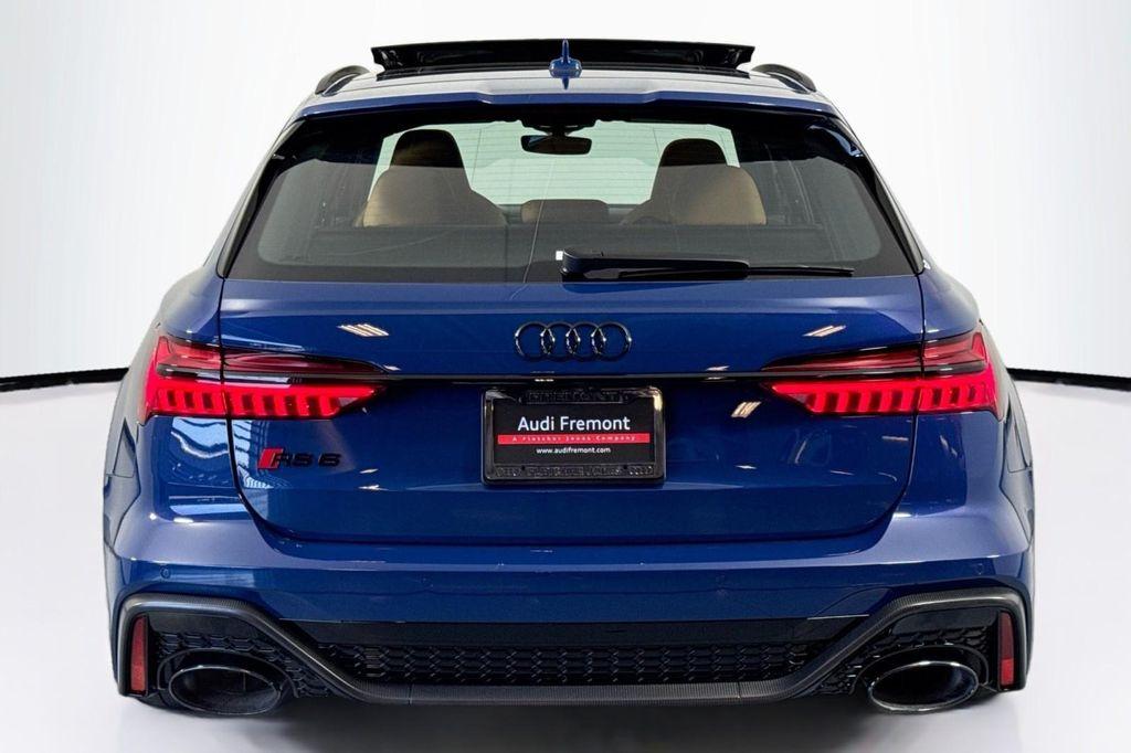new 2025 Audi RS 6 Avant car, priced at $148,395