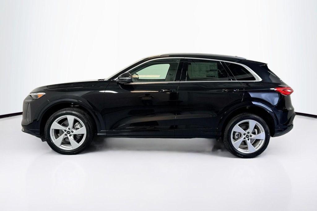 new 2025 Audi Q5 car, priced at $61,390
