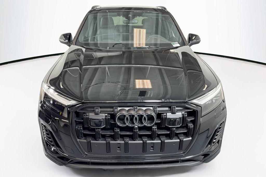 new 2026 Audi Q7 car, priced at $78,295