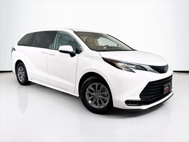 used 2023 Toyota Sienna car, priced at $40,500