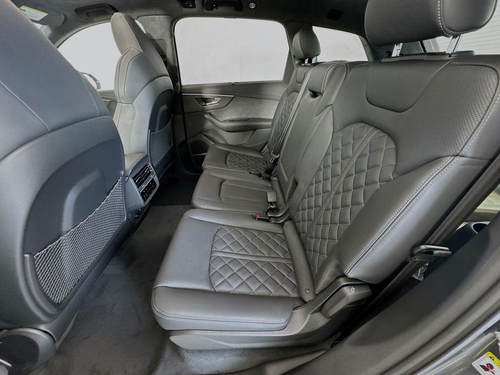new 2025 Audi SQ7 car, priced at $116,090