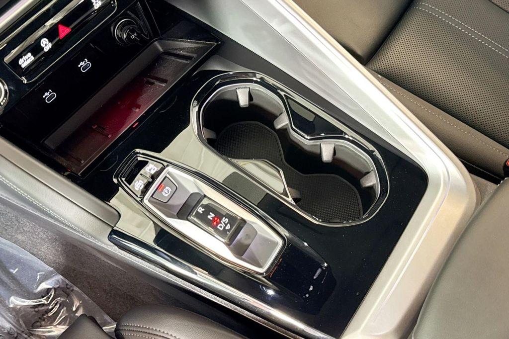 new 2025 Audi Q5 car, priced at $61,390