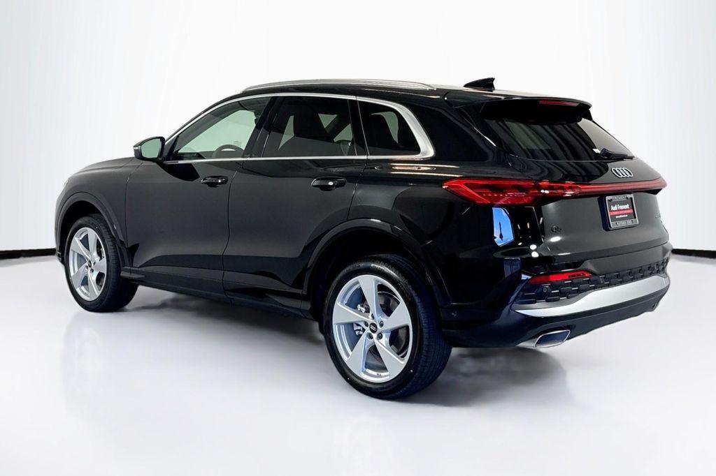 new 2025 Audi Q5 car, priced at $61,390