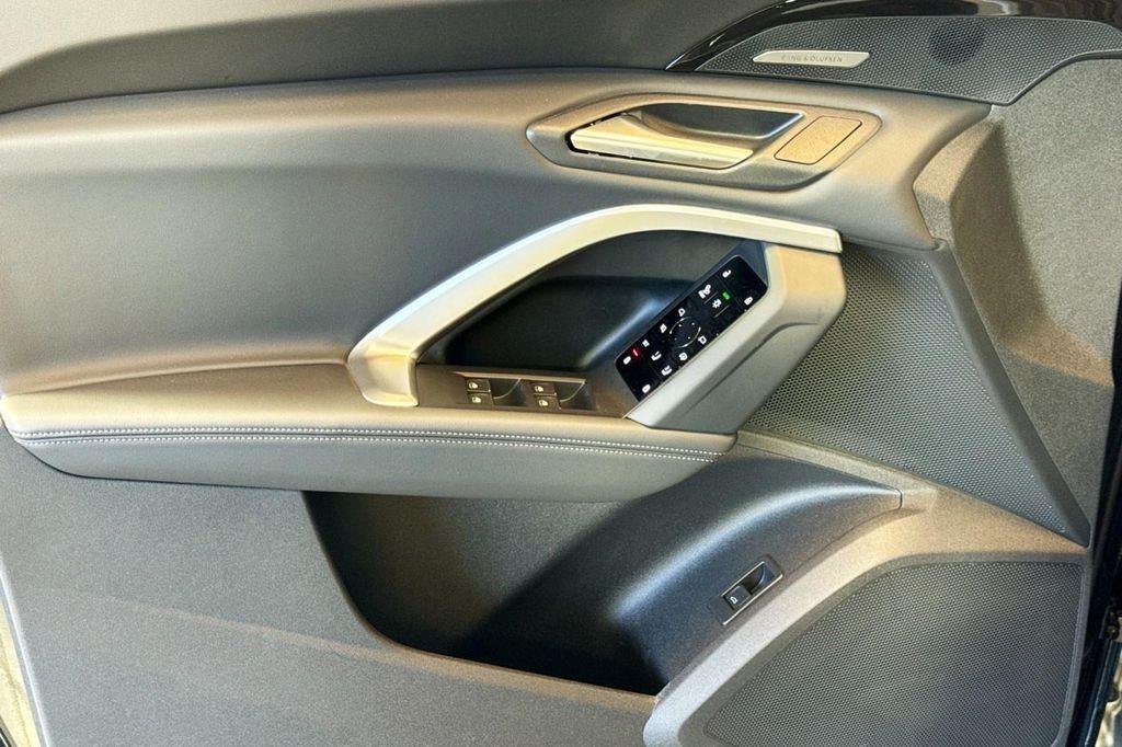 new 2025 Audi Q5 car, priced at $61,390