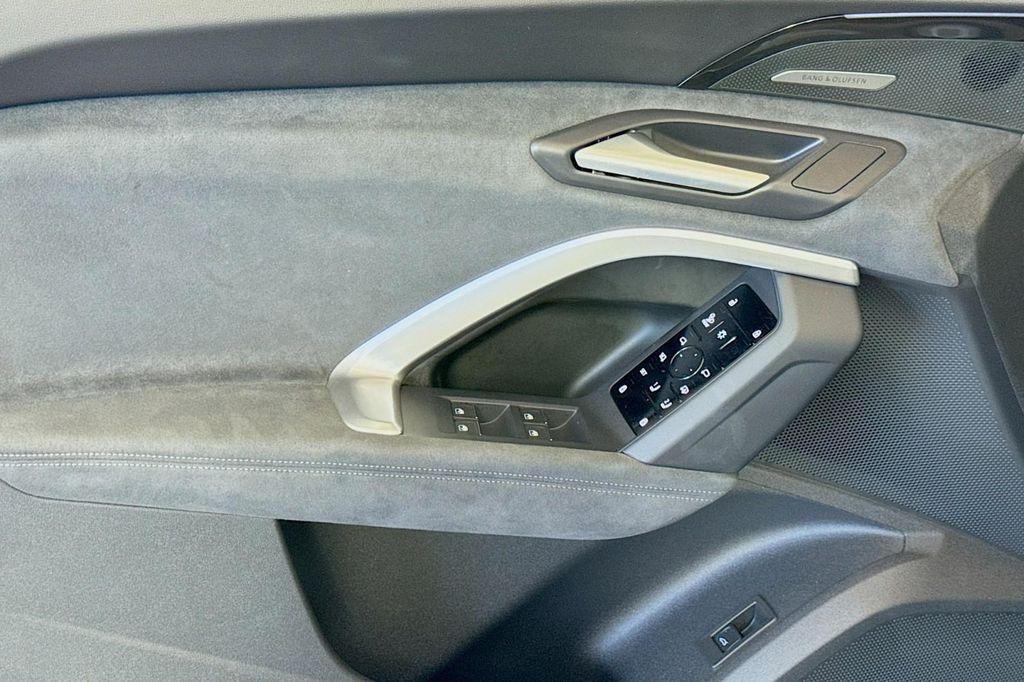 new 2025 Audi SQ5 car, priced at $73,615