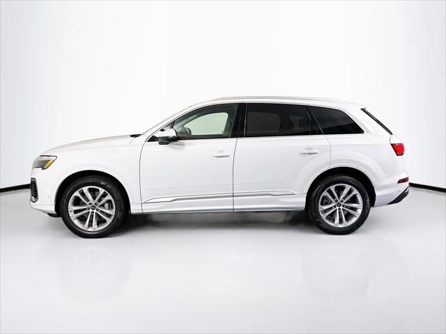 new 2025 Audi Q7 car, priced at $70,020