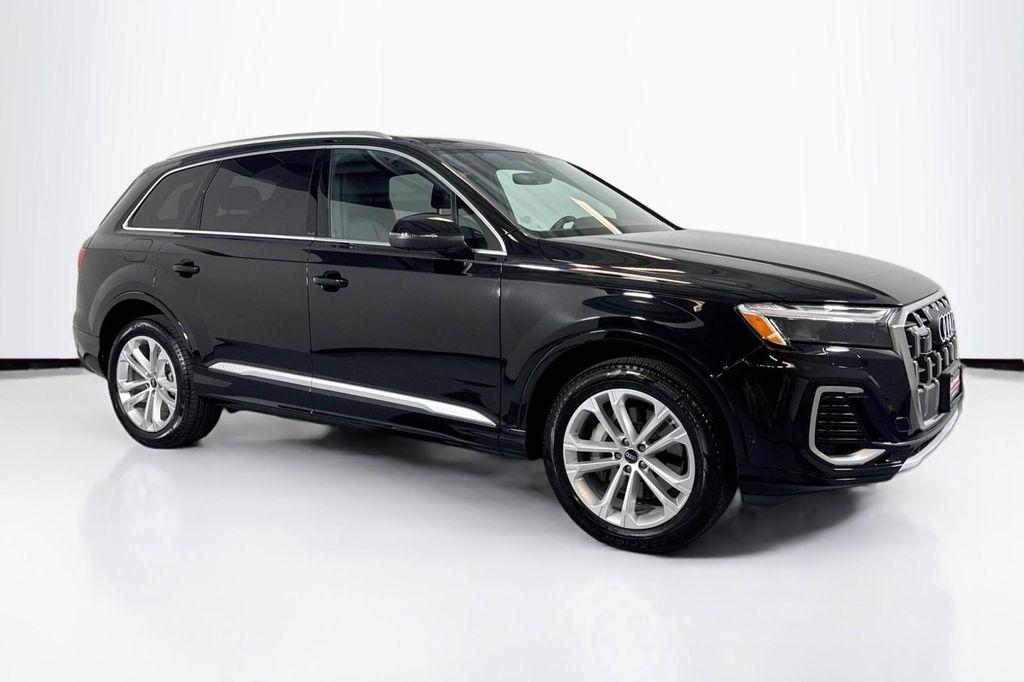 used 2025 Audi Q7 car, priced at $55,444