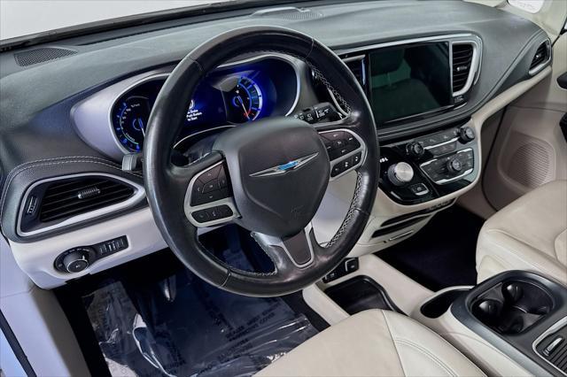 used 2021 Chrysler Pacifica Hybrid car, priced at $23,444