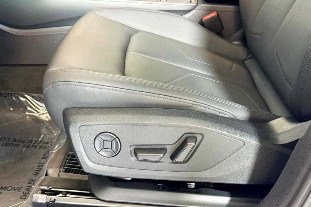 new 2025 Audi Q3 car, priced at $44,060