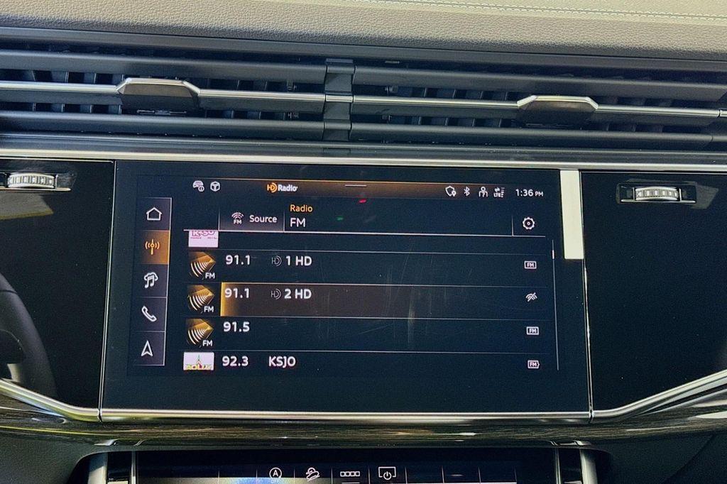 new 2025 Audi Q7 car, priced at $75,090