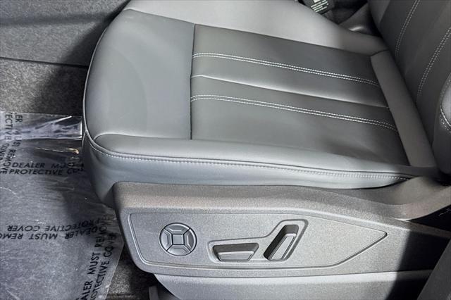 new 2025 Audi Q5 car, priced at $60,440